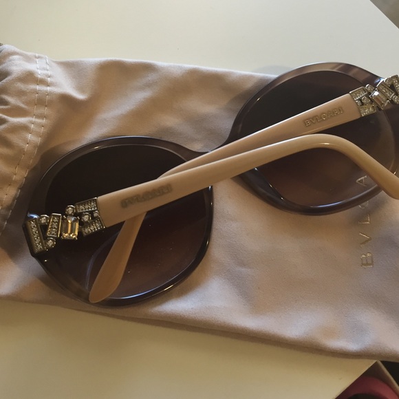 Sunglasses main image 2