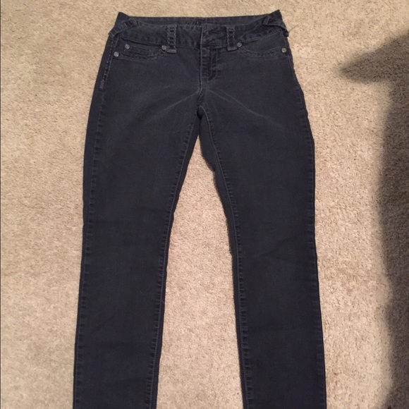 Black skinny jeans