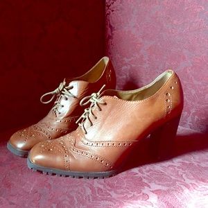 Franco Sarta wingtip heels