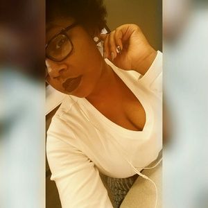 Meet your Posher, Driia