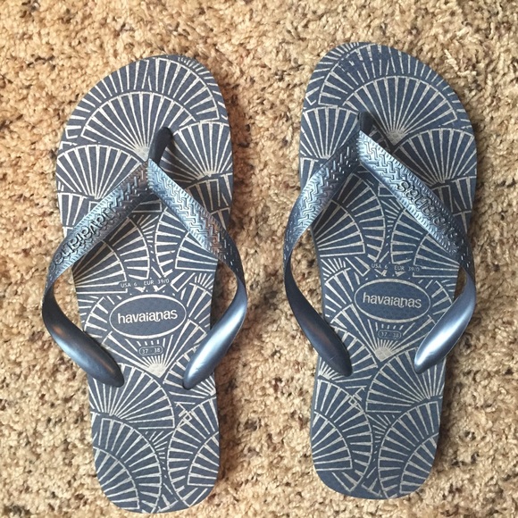 Steel Blue Havaianas Sandals!