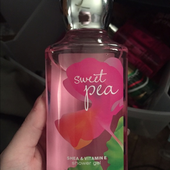 Brand New! Bath and body works shower gel