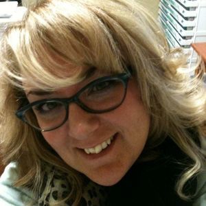 Meet your Posher, Lorie