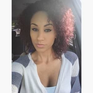 Meet your Posher, Keecia