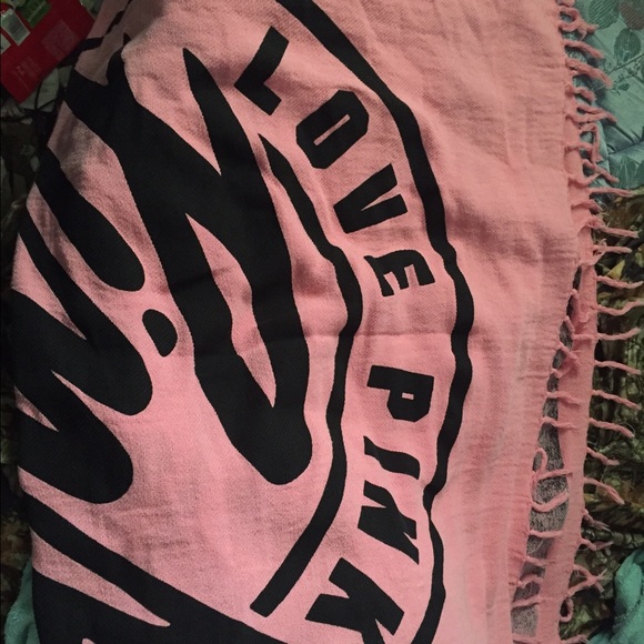 VS Pink Blanket!