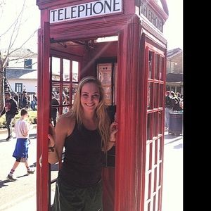 Meet your Posher, Joanna