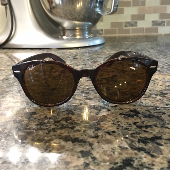 Rayban - Picture 2 of 4