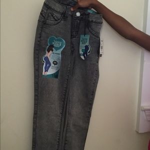 Black and grey skinny jeans