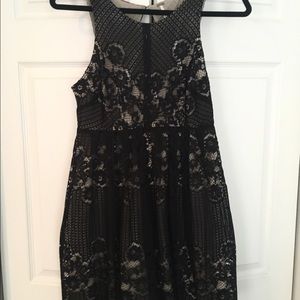 FREE PEOPLE LACE OPEN BACK DRESS