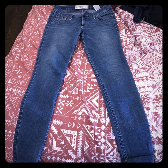 Blue skinny jeans by Abercrombie & Fitch