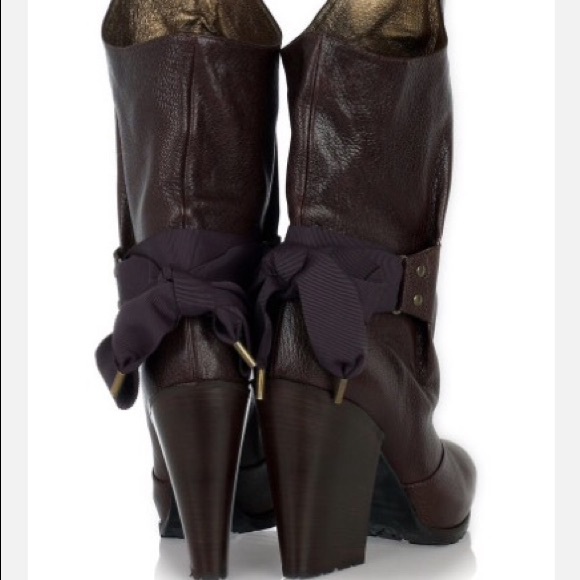 🎉HP✨Vanessa Bruno almond toe leather boots w ties - Picture 3 of 4