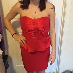 Red formal strapless dress