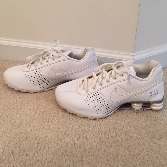 Youth Boys Nike shox 6