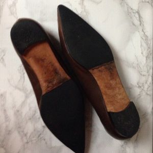 Manolo Blahnik Shoes - Manolo Blahnik Titto Brown Pointed Toe Flats 37.5 Manolo Blahnik Shoes - Manolo Blahnik Titto Brown Pointed Toe Flats 37.5