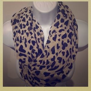 betsey johnson scarf