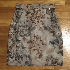 H&M Dark Floral Pencil Skirt
