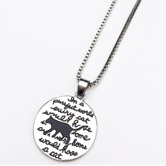 • Kitty Necklace • - Picture 2 of 3