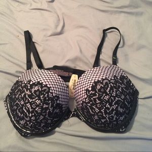 Victoria Secret push up bra! ❤️