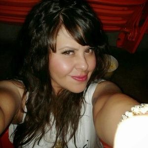 Meet your Posher, Vanessa