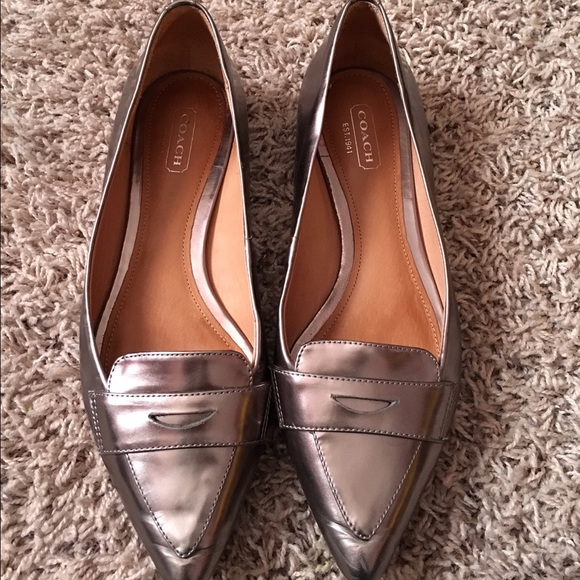 Coach Shoes - 👠🎉COACH Flats🎉