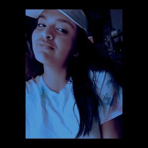 Meet your Posher, Micaela