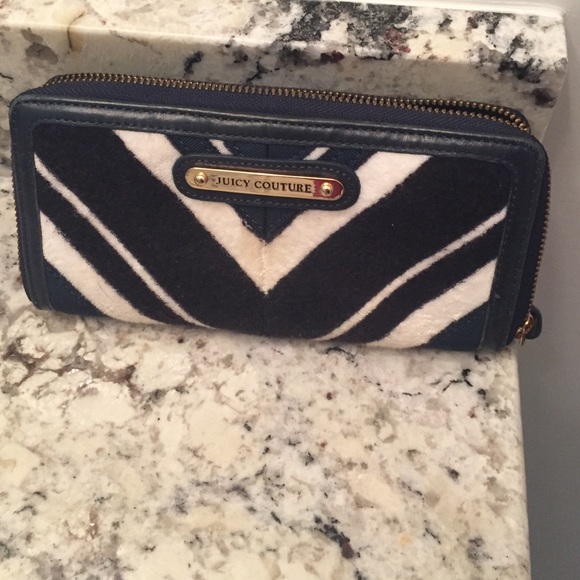 Juicy wallet reserved