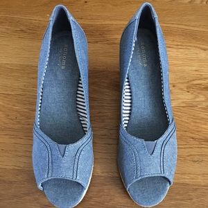 Denim wedge