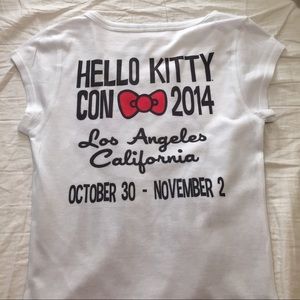 🔴 Limited Edition: Hello Kitty Convention tee