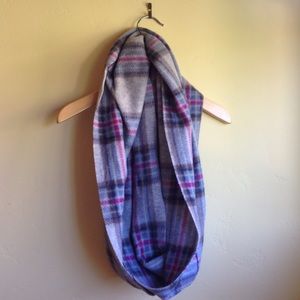 Old Navy Infinity scarf