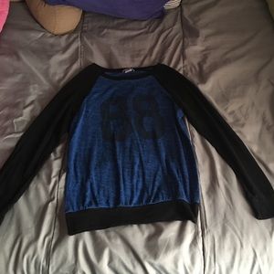 Black and blue baseball-style tee