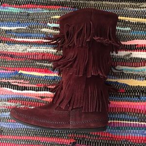 Minnetonka moccasin fringe boots