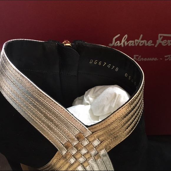 Salvatore Ferragamo Lamu Booties - Picture 3 of 4