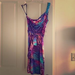 One-shouldered, multi-colored dress with tie