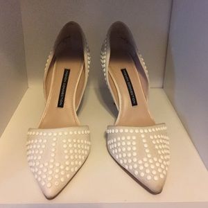 FRENCH CONNECTION // WHITE ELLIS STUDDED // SZ 8