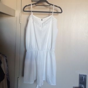 White spaghetti strap romper never worn!