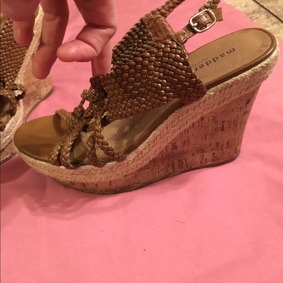 Steve Madden wedge strap sandals - Picture 2 of 4
