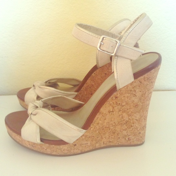 Off-white and silver wedges