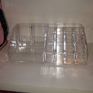 NWOT Acrylic Makeup Organizer 💄