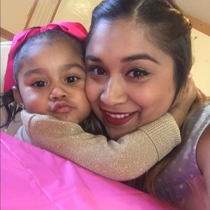 Meet your Posher, Yvette