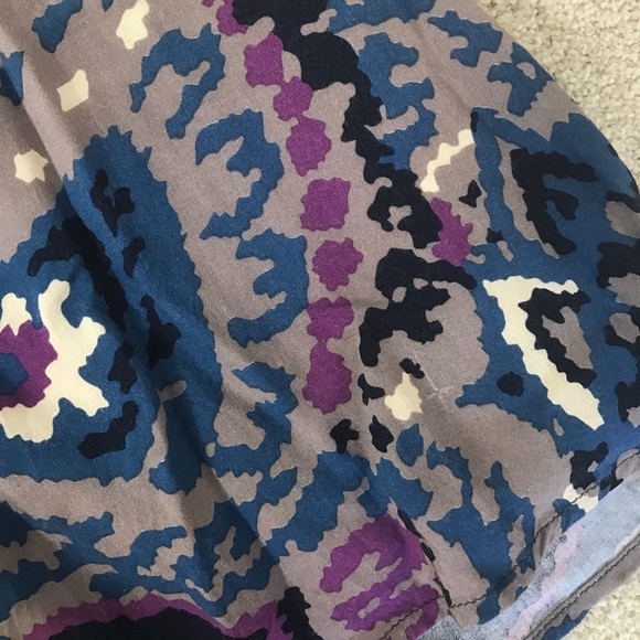 Patterned tank with ruffle back detail - Picture 6 of 6