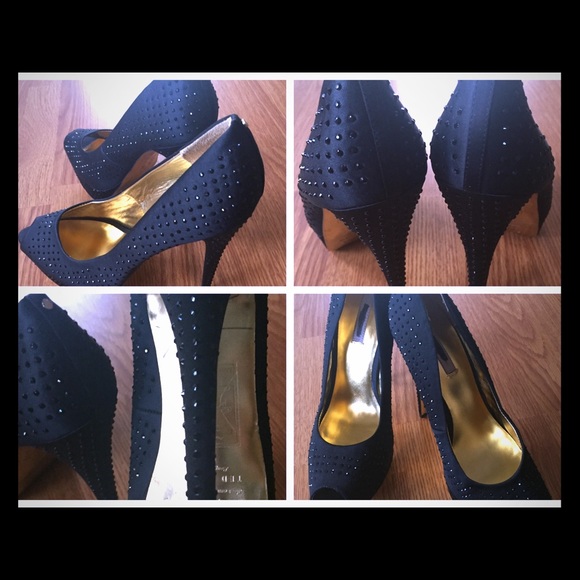 Studded Black Ted Baker Pumps