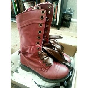Dr. Martens Triumph 1914 Cherry Red leather boots