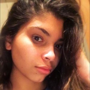 Meet your Posher, Ciara