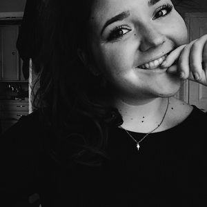 Meet your Posher, Annalise