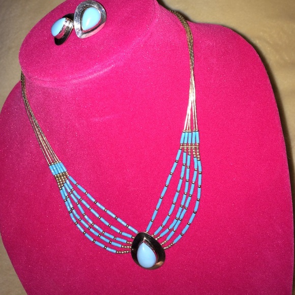 Turquoise and silver necklace