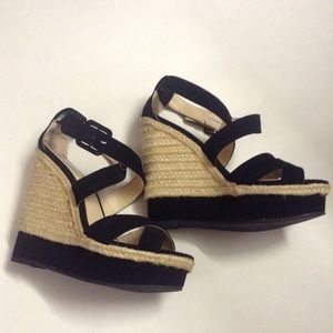 Aldo wedges