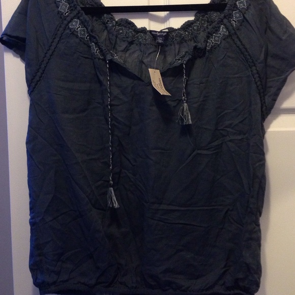 grey eagle christian single women Your #aeostyle starts with the perfect t-shirts from scoop neck and v-neck silhouettes to bold colors and a variety of fits, american eagle outfitters has women’s t-shirts for every outfit. grey eagle christian single women Your #aeostyle starts with the perfect t-shirts from scoop neck and v-neck silhouettes to bold colors and a variety of fits, american eagle outfitters has women’s t-shirts for every outfit.