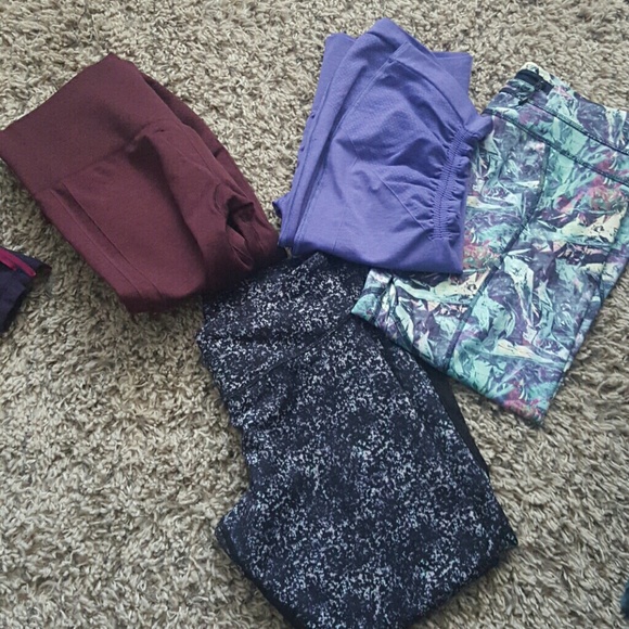 Bundle lululemon crops.