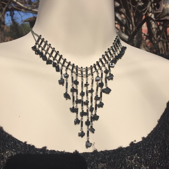 Black chocker necklace