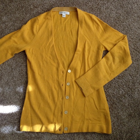 Banana republic sweater